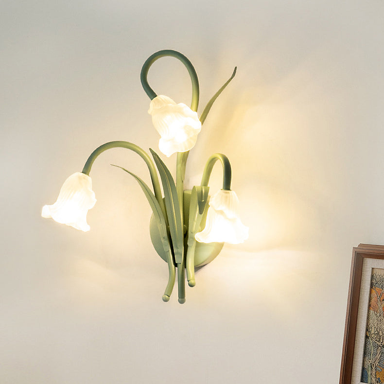 BlossomBeam | Elegante Bloem Wandlamp - Ijzer & Glas, Modern Bloemmotief voor Woonkamer & Slaapkamer