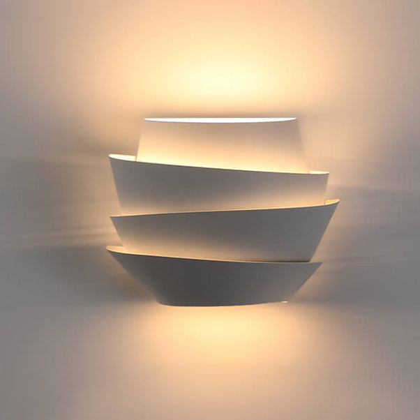 SleekShine | Eigentijdse creatieve gelaagde wandlamp