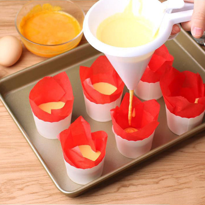 CreamFlow | Siliconen maatbeker trechter – hittebestendig en antiaanbaklaagSiliconen maatbeker trechter – hittebestendig en antiaanbaklaag