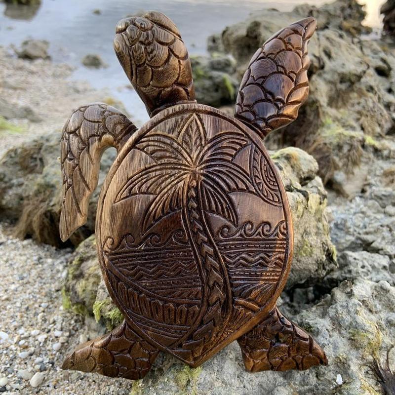 TimberShell | Houten schildpad ornament – Handgemaakt houten beeldhouwwerk, Hawaiiaanse stijl, decoratief beeldje