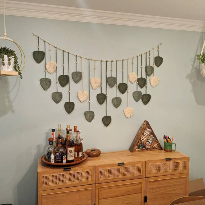 VerdantWeave | Boho Macrame Bladeren Slinger - Boven bed & woondecoratie