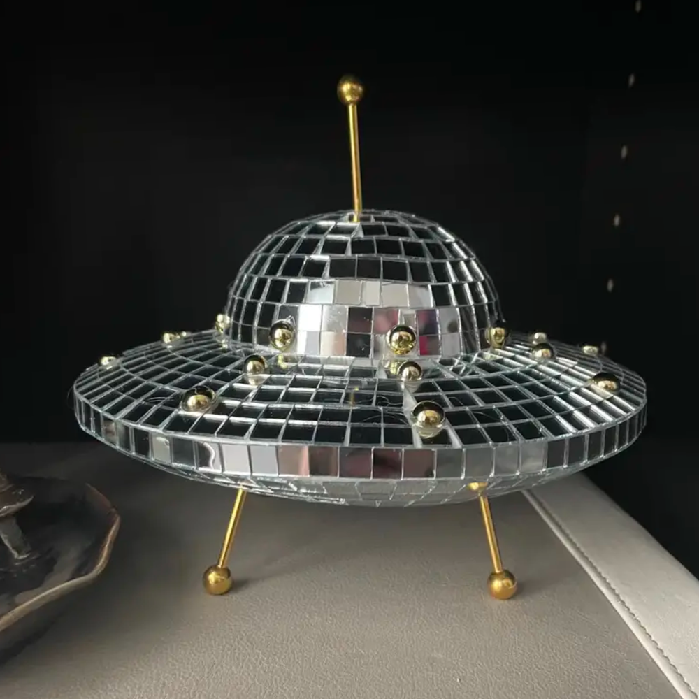 DiscoUFO | Discobal Decoratie – Retro UFO Bureaudeurdecoratie, Speelse en Vrolijke Kameraccent