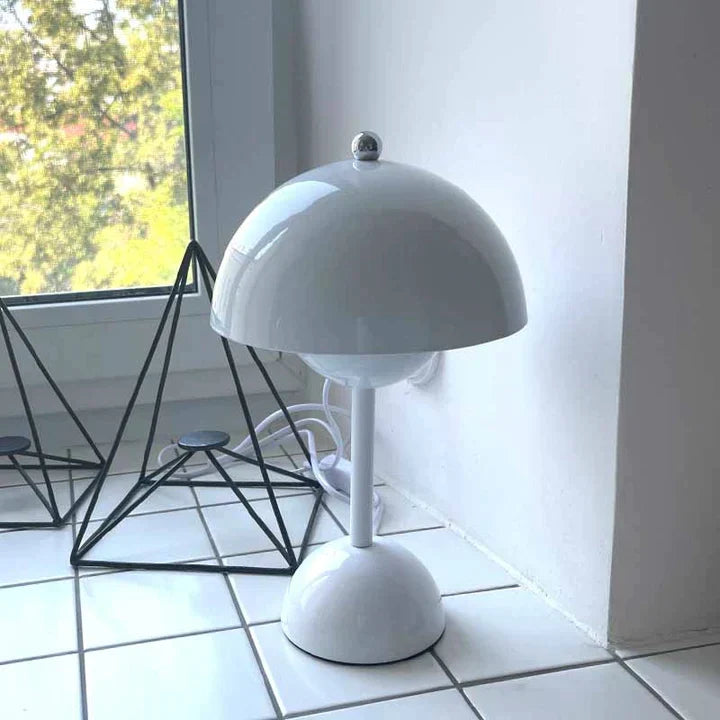 BrillianceHue | Moderne Kleurenfusie Elegantie Lamp