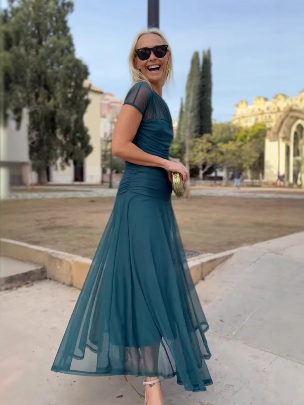 Eira | Dames chiffon jurk – elegante, zwierige maxi-jurk met ronde hals