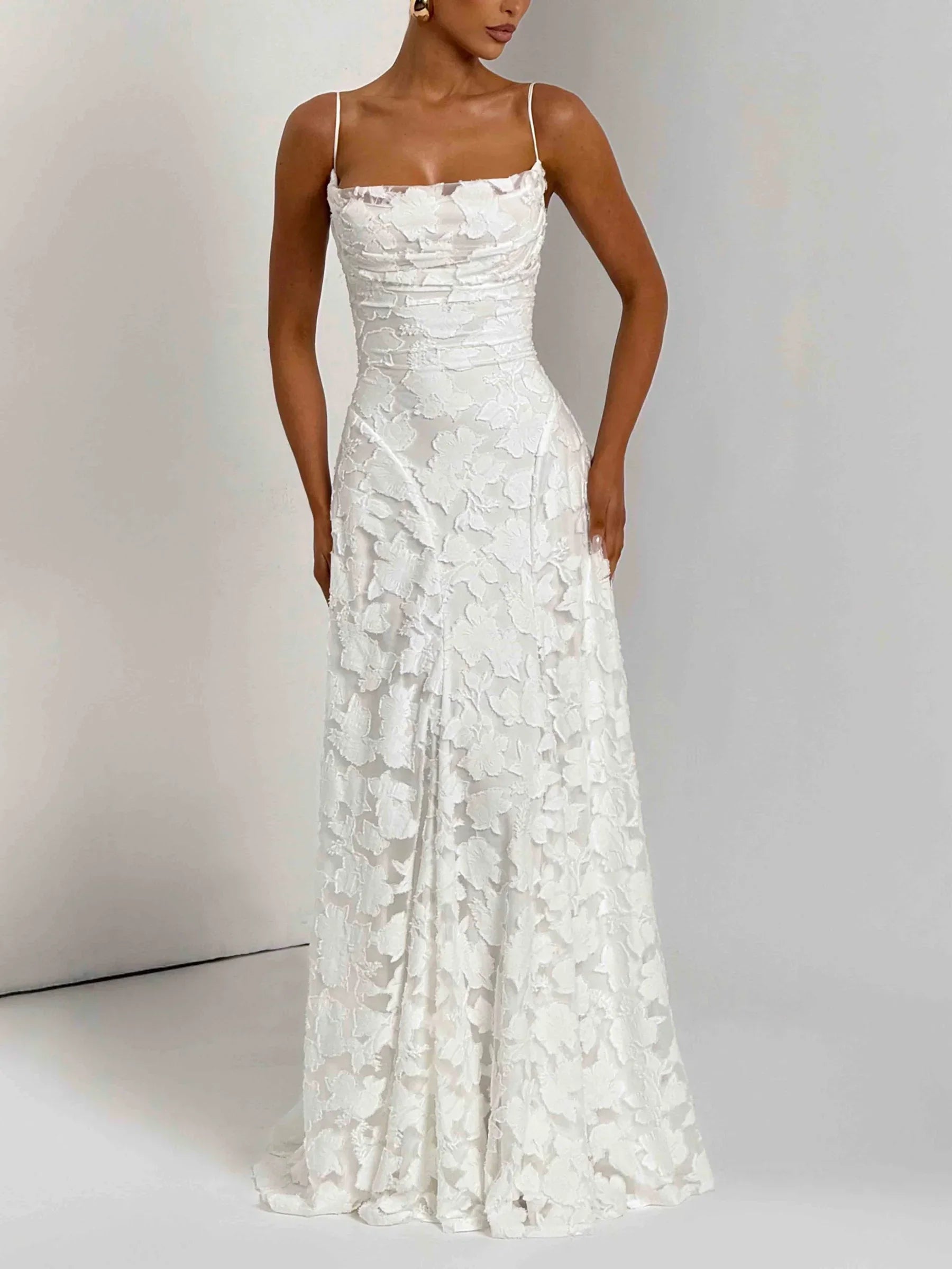 Ivy | Elegante maxi-jurk voor dames – Lange, soepel vallende jurk met kanten details