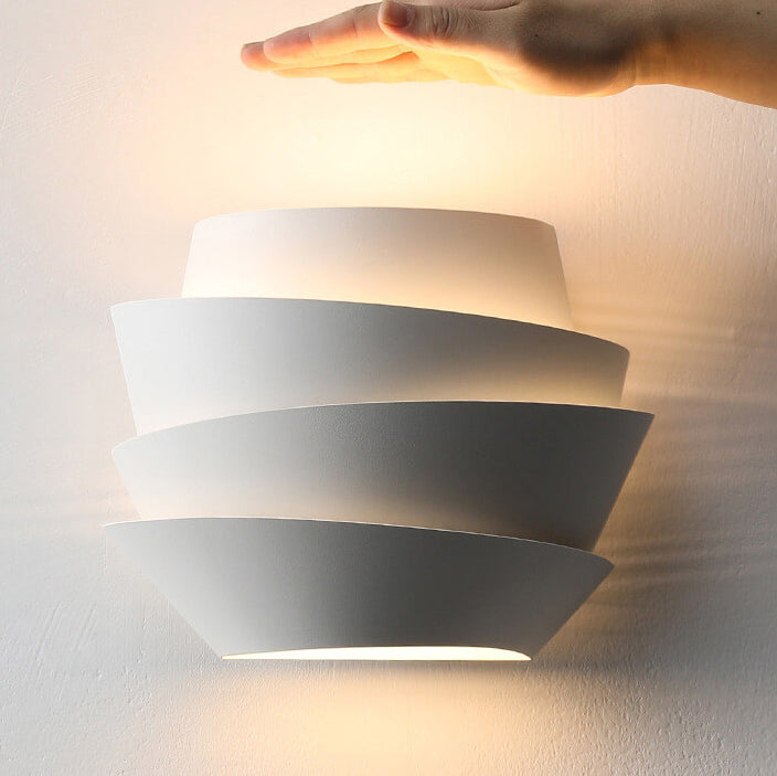 SleekShine | Eigentijdse creatieve gelaagde wandlamp