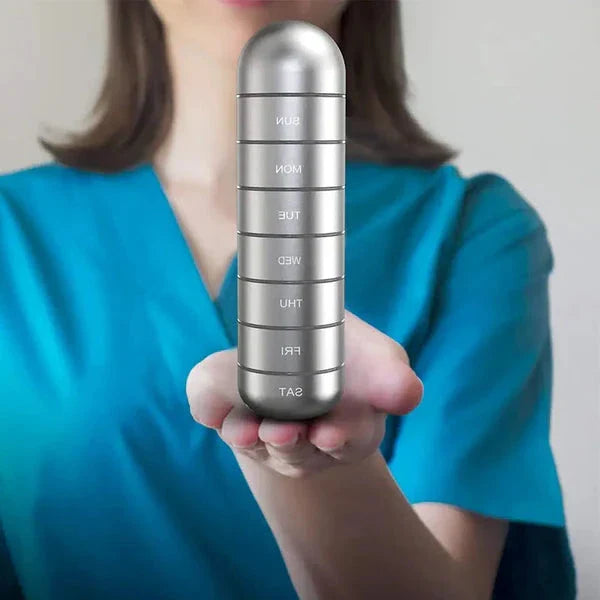 PillPort | 7-Day Aluminium Pill Organizer - Draagbare wekelijkse pillendoos voor op reis