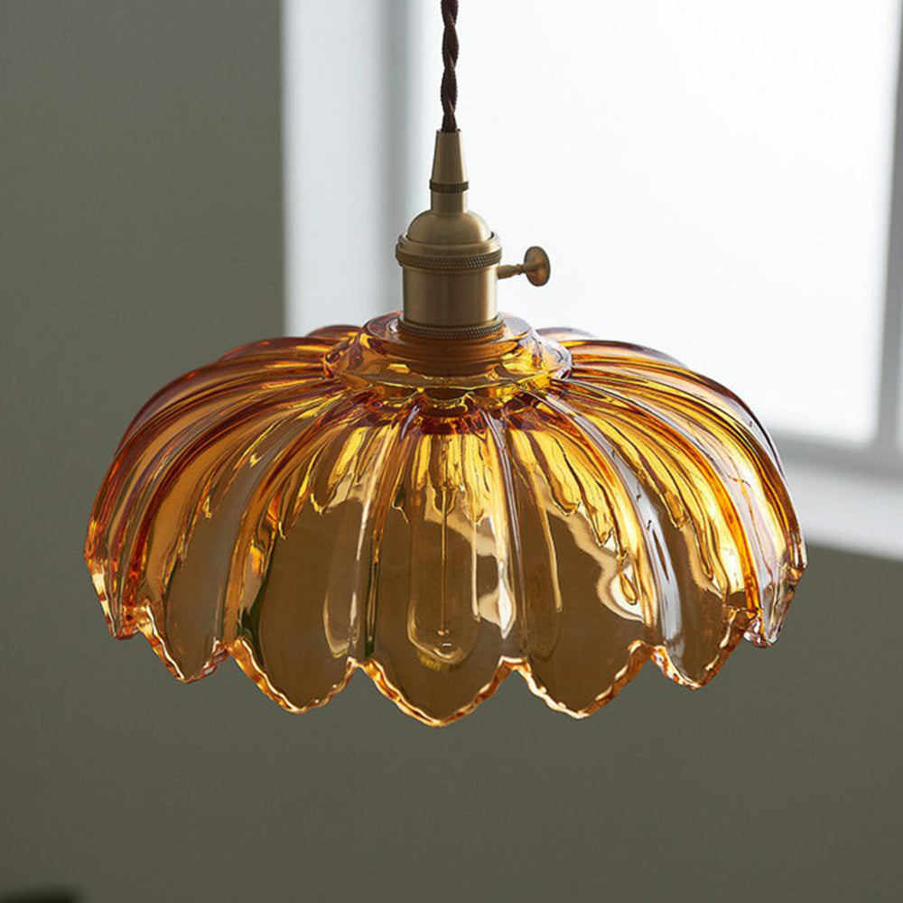 Chrysalis | Vintage Bloemen Hanglamp - Elegante Verlichting voor Retro en Hedendaagse Ruimtes