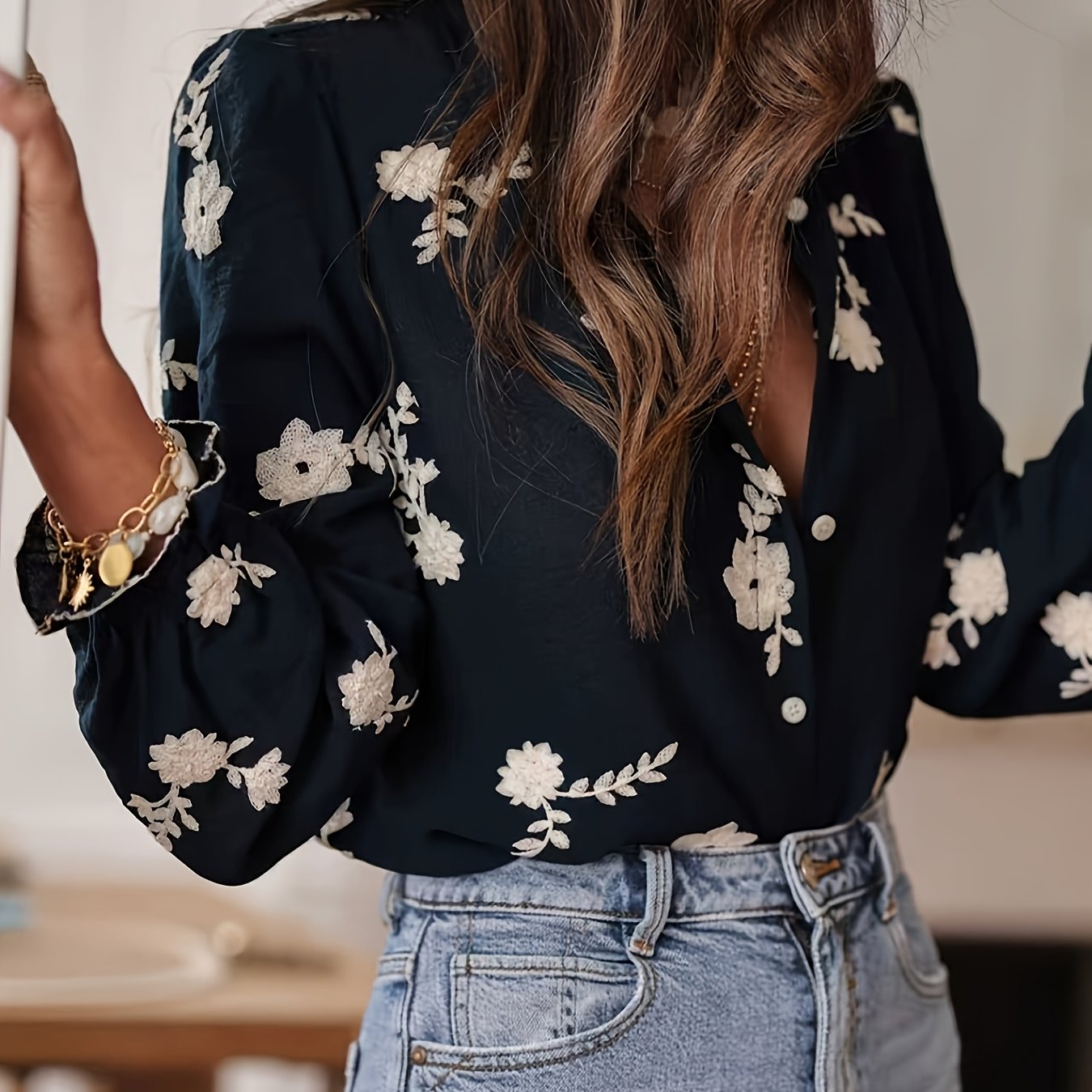 Omelia | Dames casual blouse met lange mouwen, bloemenborduursel, knopen aan de voorkant