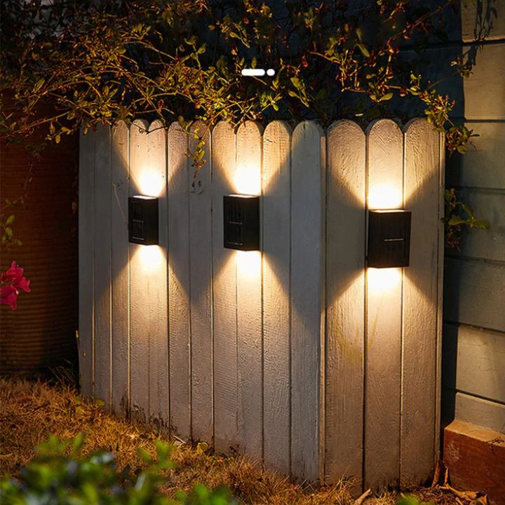 TwinBeam | Muurlamp met dubbele zonnekap - LED-buitenverlichting voor tuin en patio, waterdicht