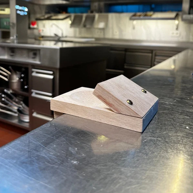 ClamGuard |  Houten handgreep voor oestersnippers - Veilige oesteropener