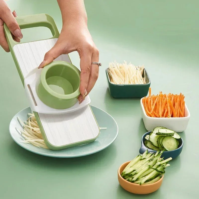 VegCutPro | 5-in-1 Multifunctionele Groentesnijder, Snijder & Hakker met Handbeschermer