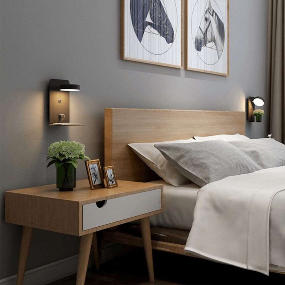 BrightDock | Nachtlampje voor wandmontage met 330° draaibaar ontwerp & geïntegreerd oplaadstation