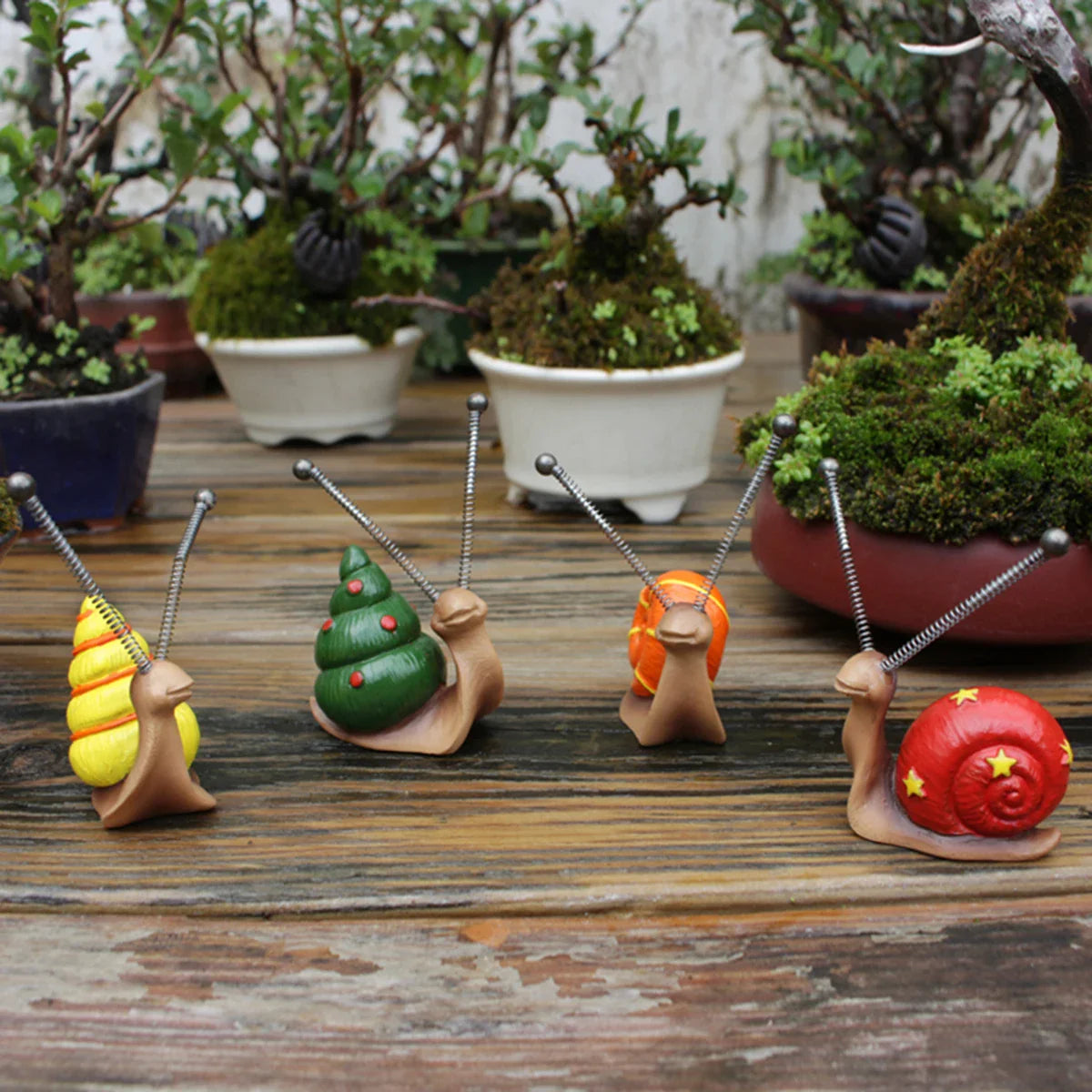 Shellby | Grillig Slakkenbeeldje - Schattig Hars Dierenbeeldje voor Woondecoratie & Tuindecoratie