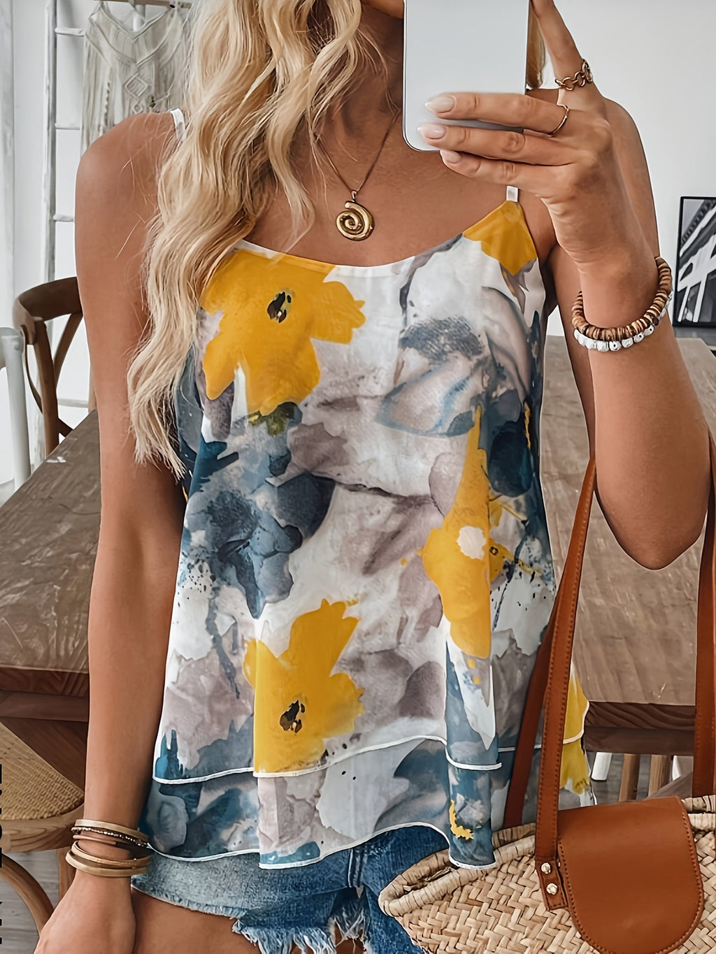Eimi | Chiffonblouse voor dames – Elegante zomertop met bloemenprint en losse pasvorm