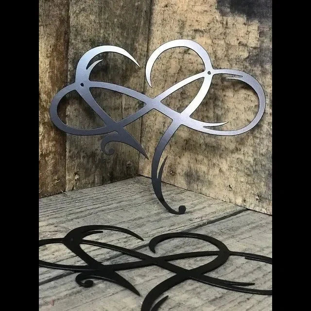 LoveLoop | Metalen wanddecoratie voor oneindige liefdeshartjes - Moderne metalen wanddecoratie