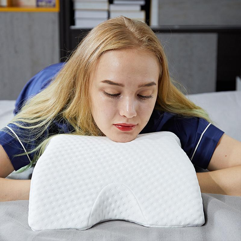 CuddleCradle | Langzaam terugverend kussen voor koppels – Armsteun en comfortkussen voor zijslapers