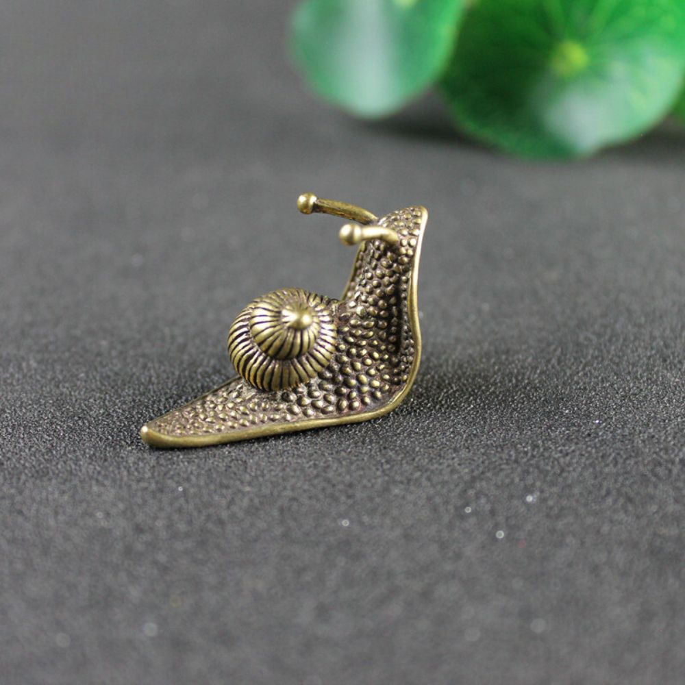 RetroSnail | Vintage slakkenbeeldje – Retro woon- en tuindecoratie, metalen slakkenbeeldje voor op het bureau