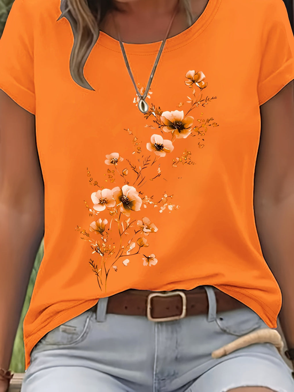 Naya | Zomer-T-shirt voor dames – Casual, lichtgewicht top met bloemenmotief in aquarelstijl
