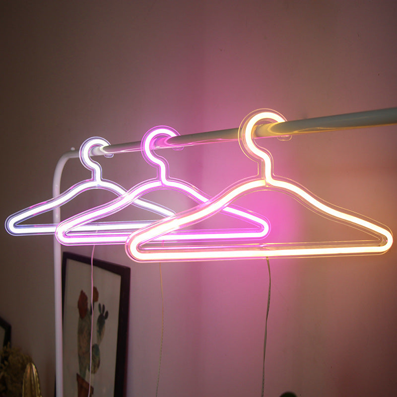 GlowHanger | Verlichte LED-kleerhangers – Moderne oplaadbare kastverlichting