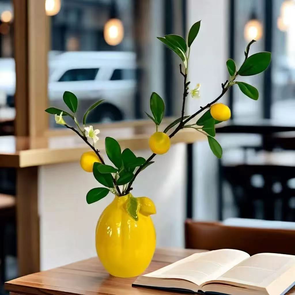 Cerava | Elegante, minimalistische keramische vaas voor in huis