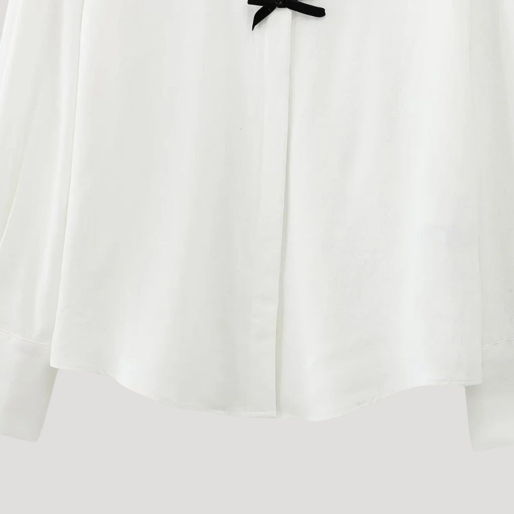 Elowen | Dames chiffonblouse met lange mouwen, stippen en strik – elegante, casual top voor op kantoor
