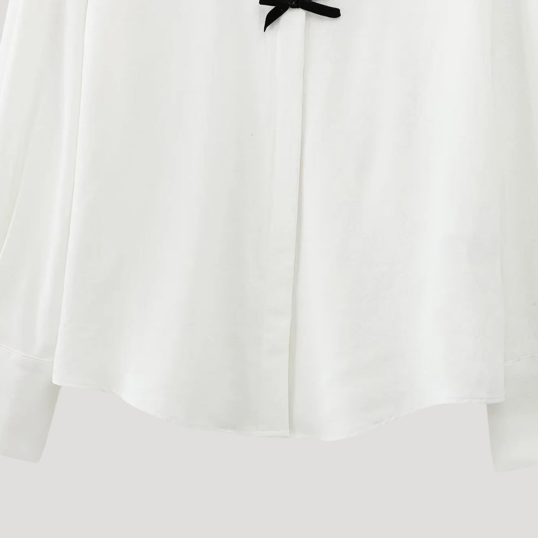 Elowen | Dames chiffonblouse met lange mouwen, stippen en strik – elegante, casual top voor op kantoor
