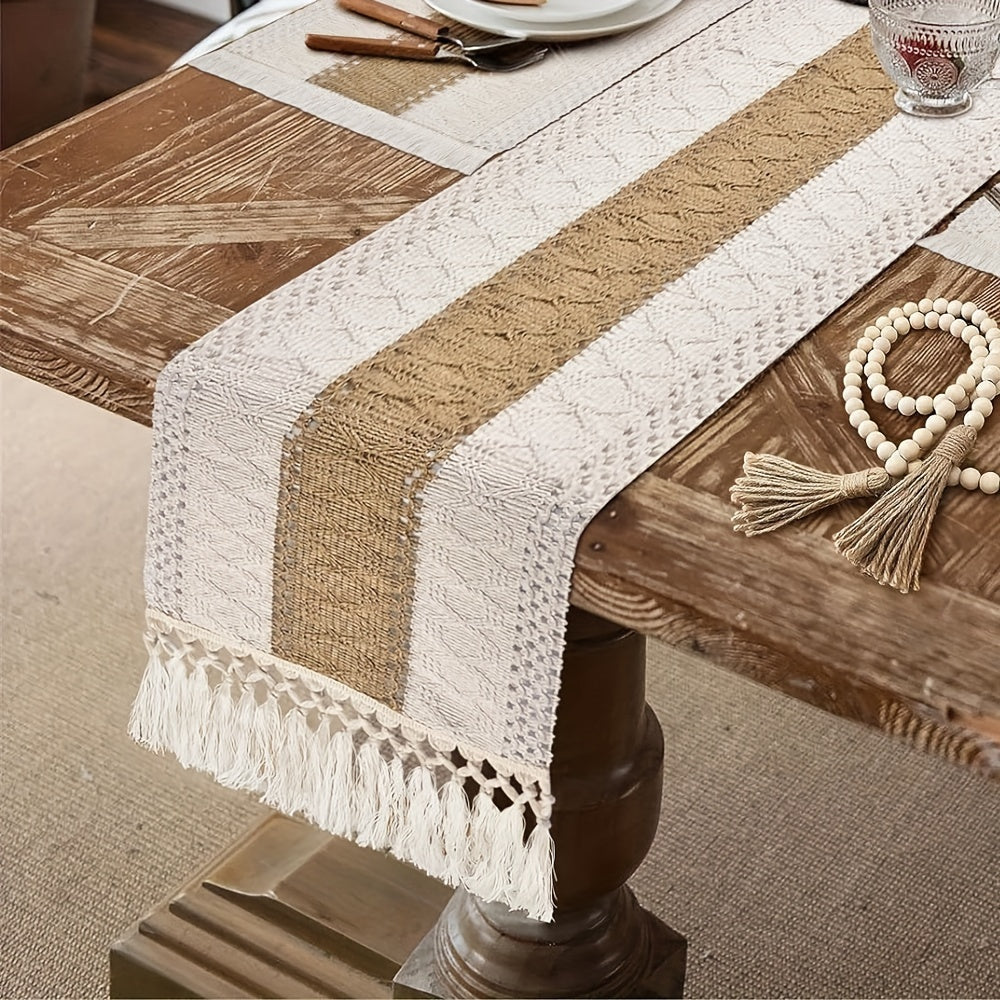 TasselWeave | Boheemse gehaakte linnen tafelloper - woondecoratie in boerderijstijl