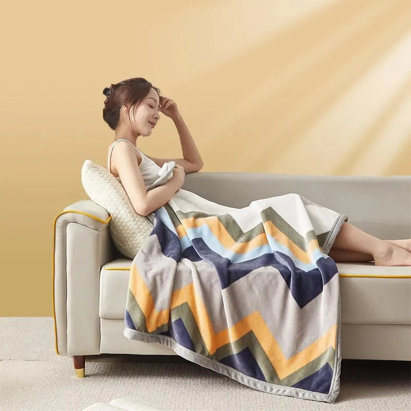 ComfyWrap | Pluche flanellen deken – zachte, knusse, lichtgewicht deken voor op bed, bank en onderweg