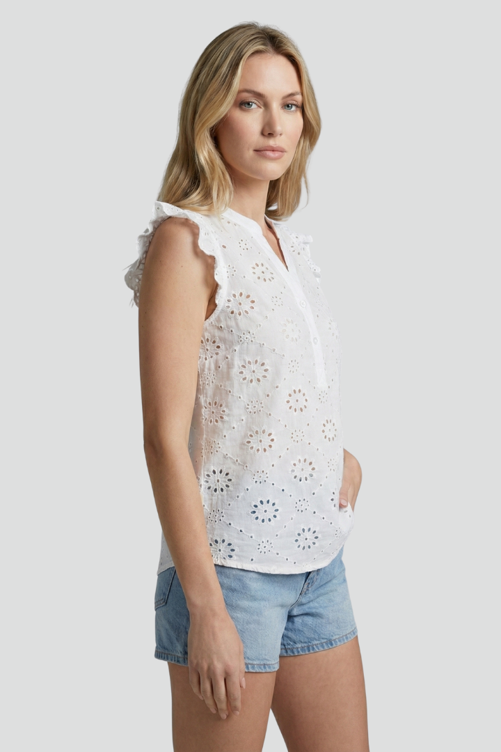 Danessa | Dames broderie blouse – mouwloze top met ruches op de schouders