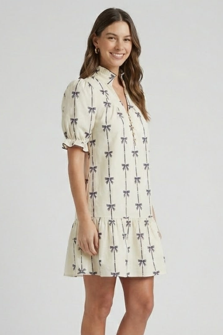 Priselle | Dames mini-jurk met strikprint – A-lijn zomerjurk met pofmouwen