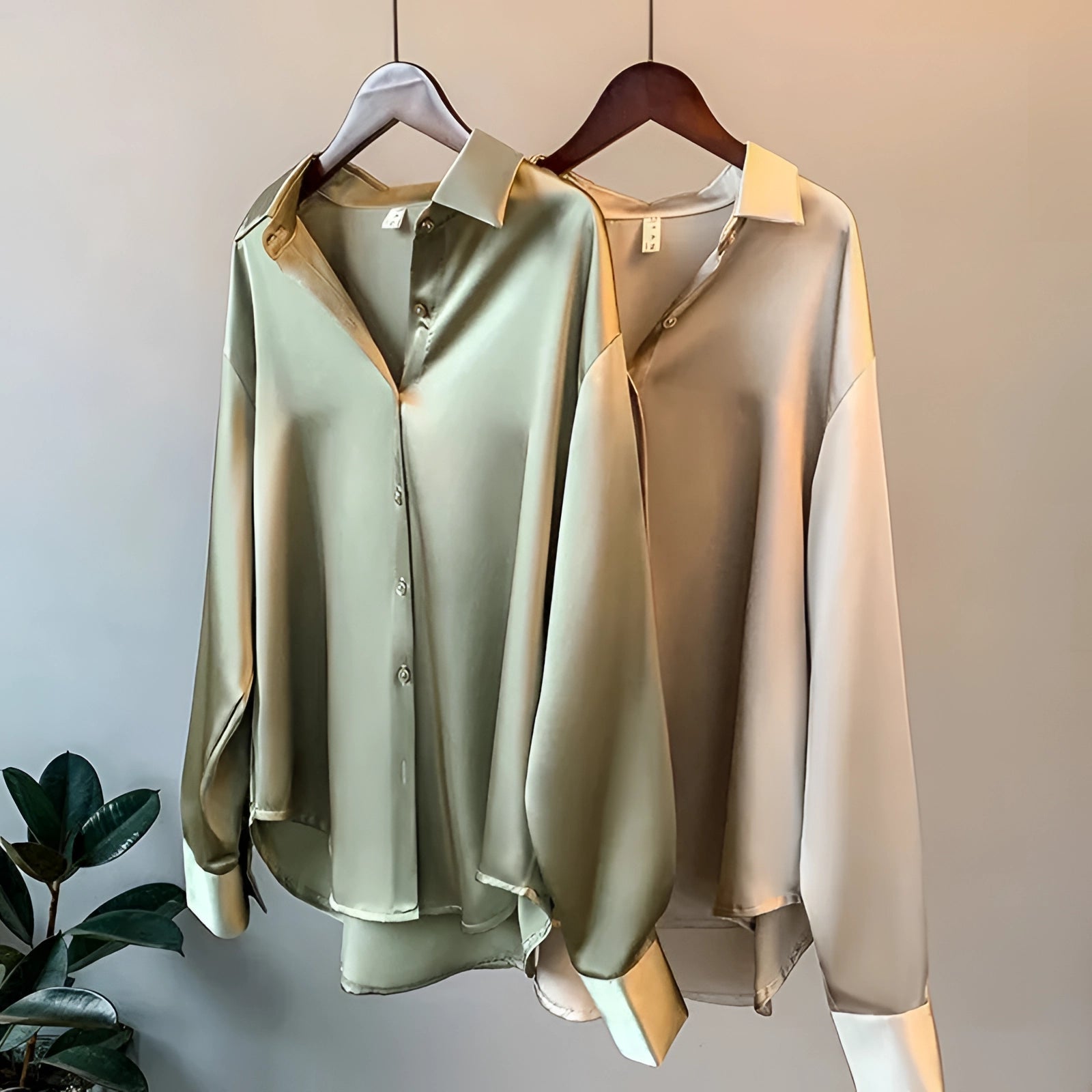 Elowena | Dames satijnen blouse met lange mouwen, knoopsluiting, geschikt voor werk, formeel en casual