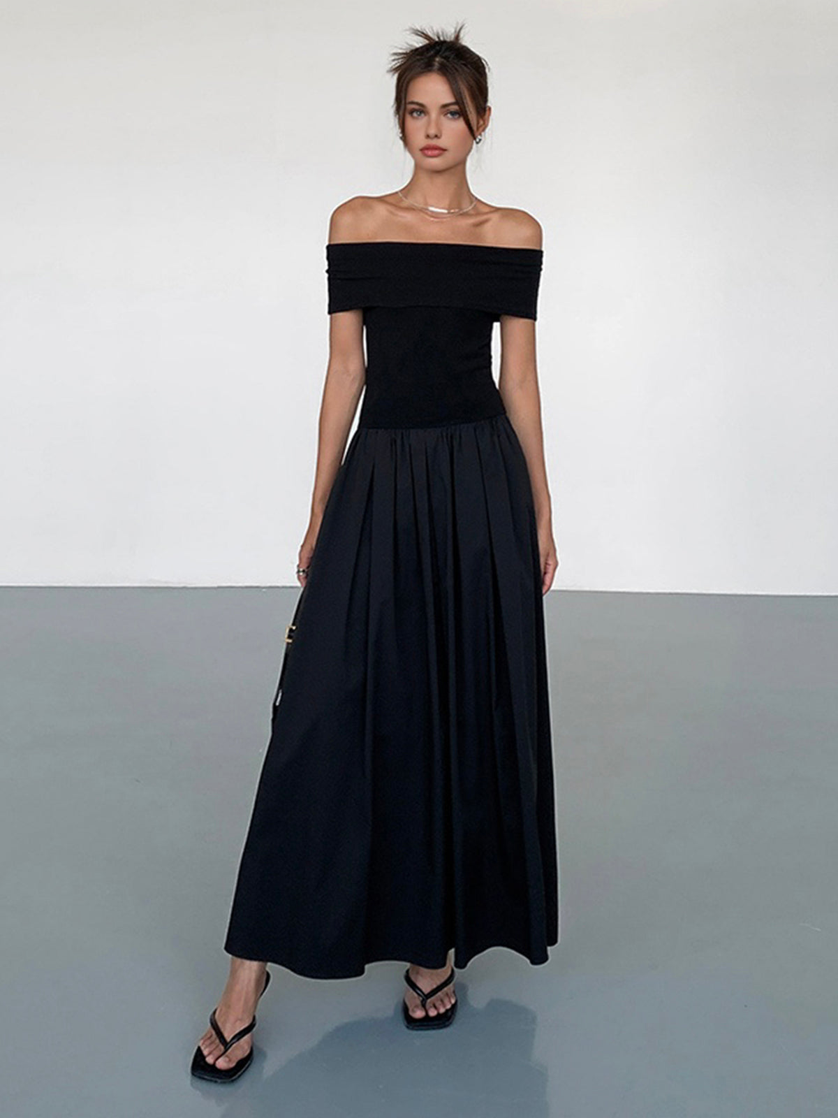 Maevra | Elegante off-shoulder jurk voor dames – geplooide maxi-feestjurk