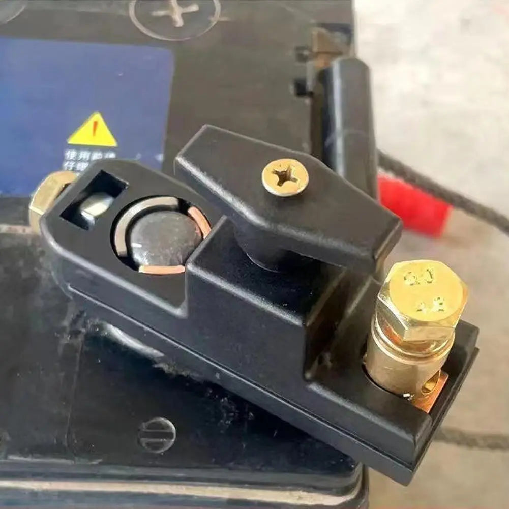 VoltGuard | Batterij-uitschakelaar - Universele uitschakelaar voor auto, RV, boot en vrachtwagen, voorkomt leeglopen van de batterij