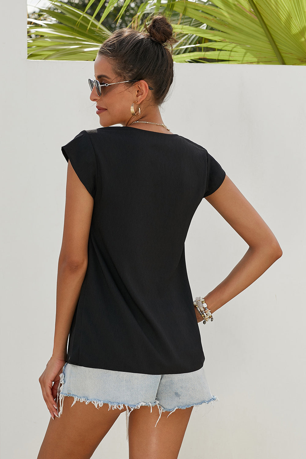 Ivara | Zwarte boho-blouse met print voor dames – Losvallend zomertopje met korte mouwen