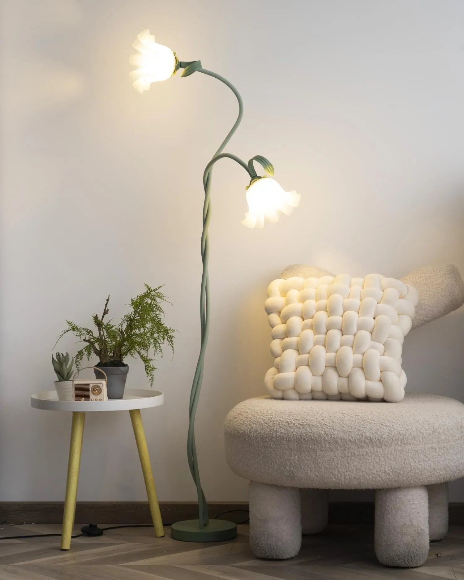 BlossomLight | Elegante serene Bell bloemen Vloerlamp