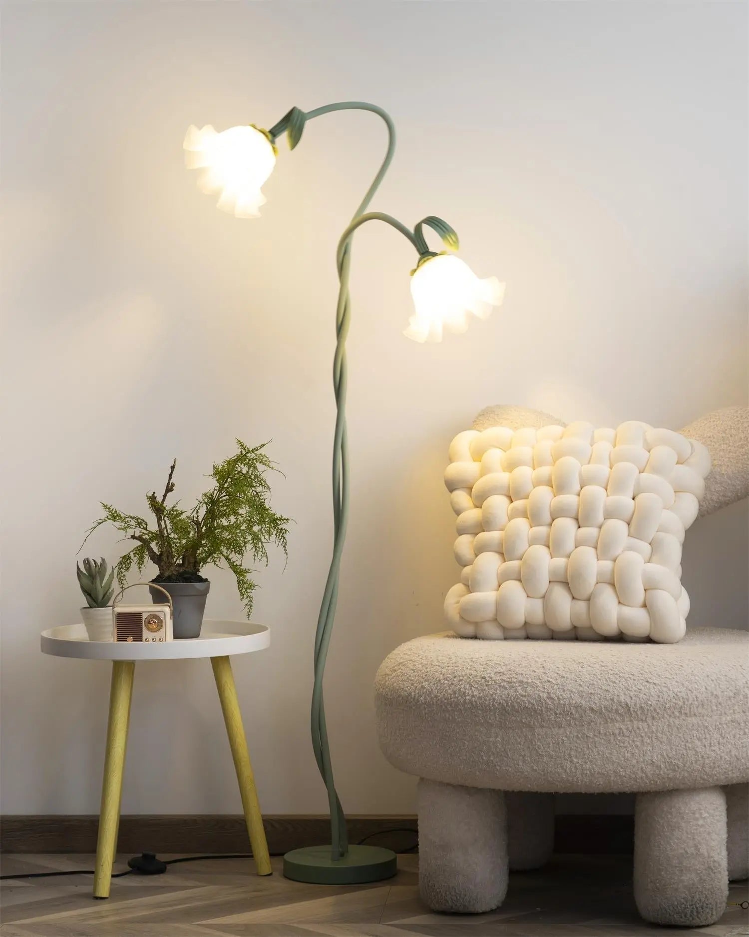 BlossomLight | Elegante serene Bell bloemen Vloerlamp