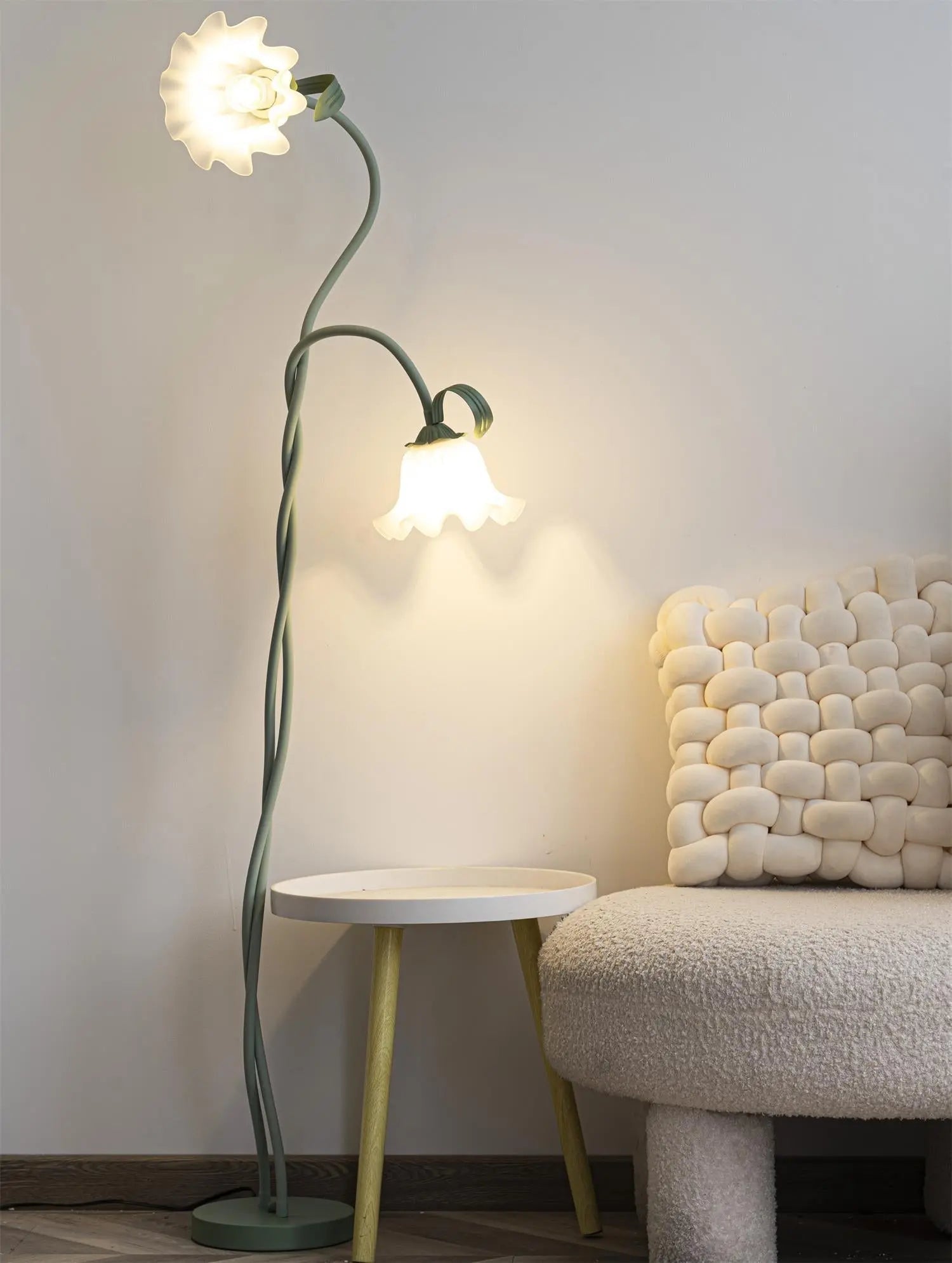 BlossomLight | Elegante serene Bell bloemen Vloerlamp