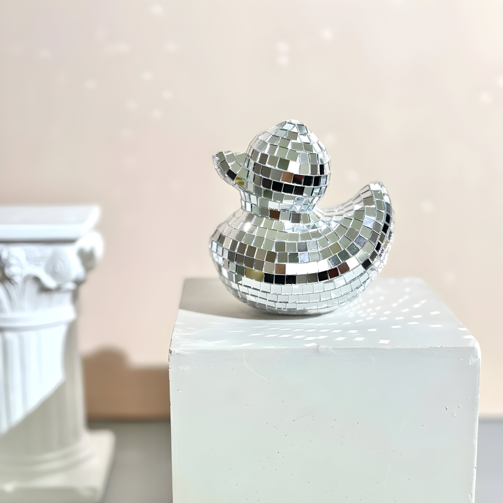 QuackGlitz | Handgemaakte eendenspiegel discobal – decoratief ornament voor trendy slaapkamers