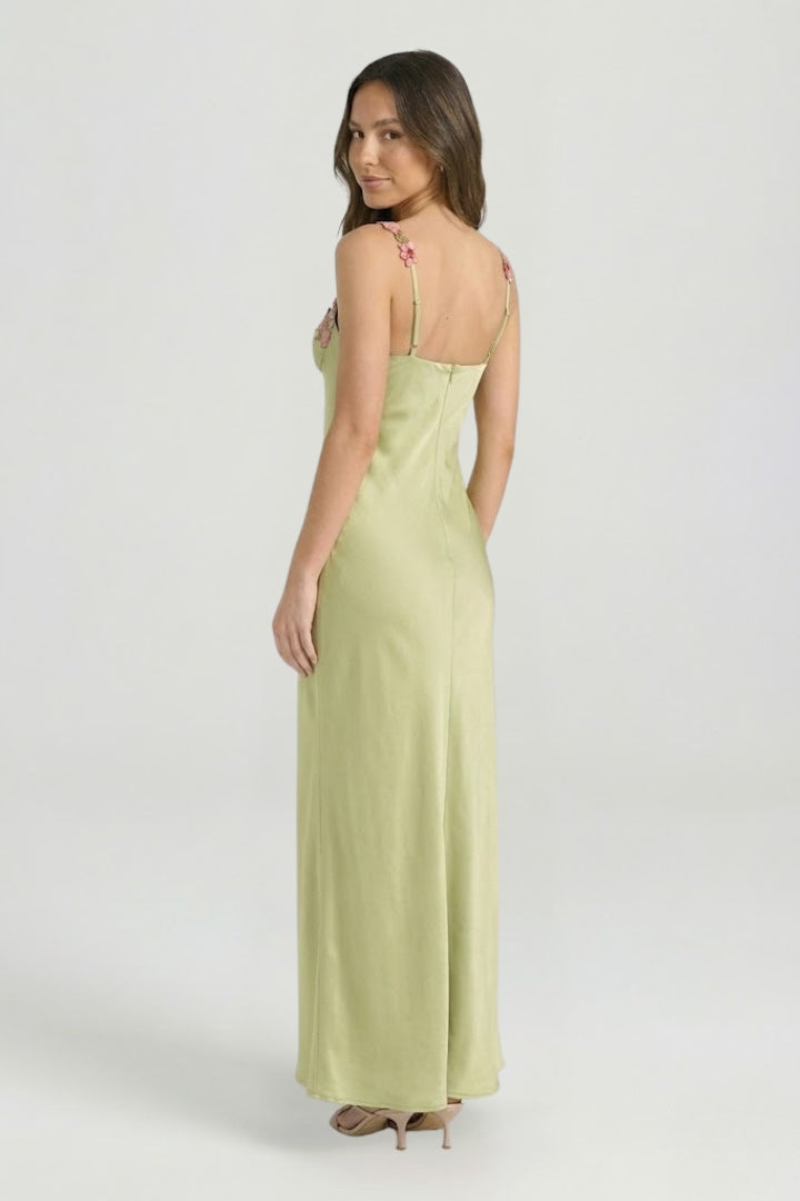 Cely | GardenGlow maxi-jurk – mouwloze avondjurk met bloemenborduursels