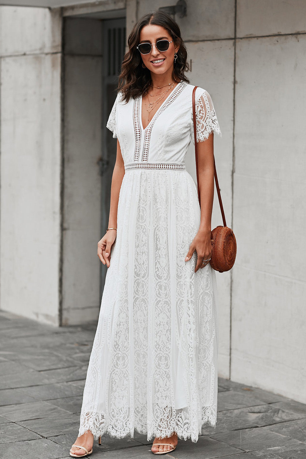 Elyvra | Witte kanten maxi-jurk voor dames – V-hals, korte mouwen, elegant