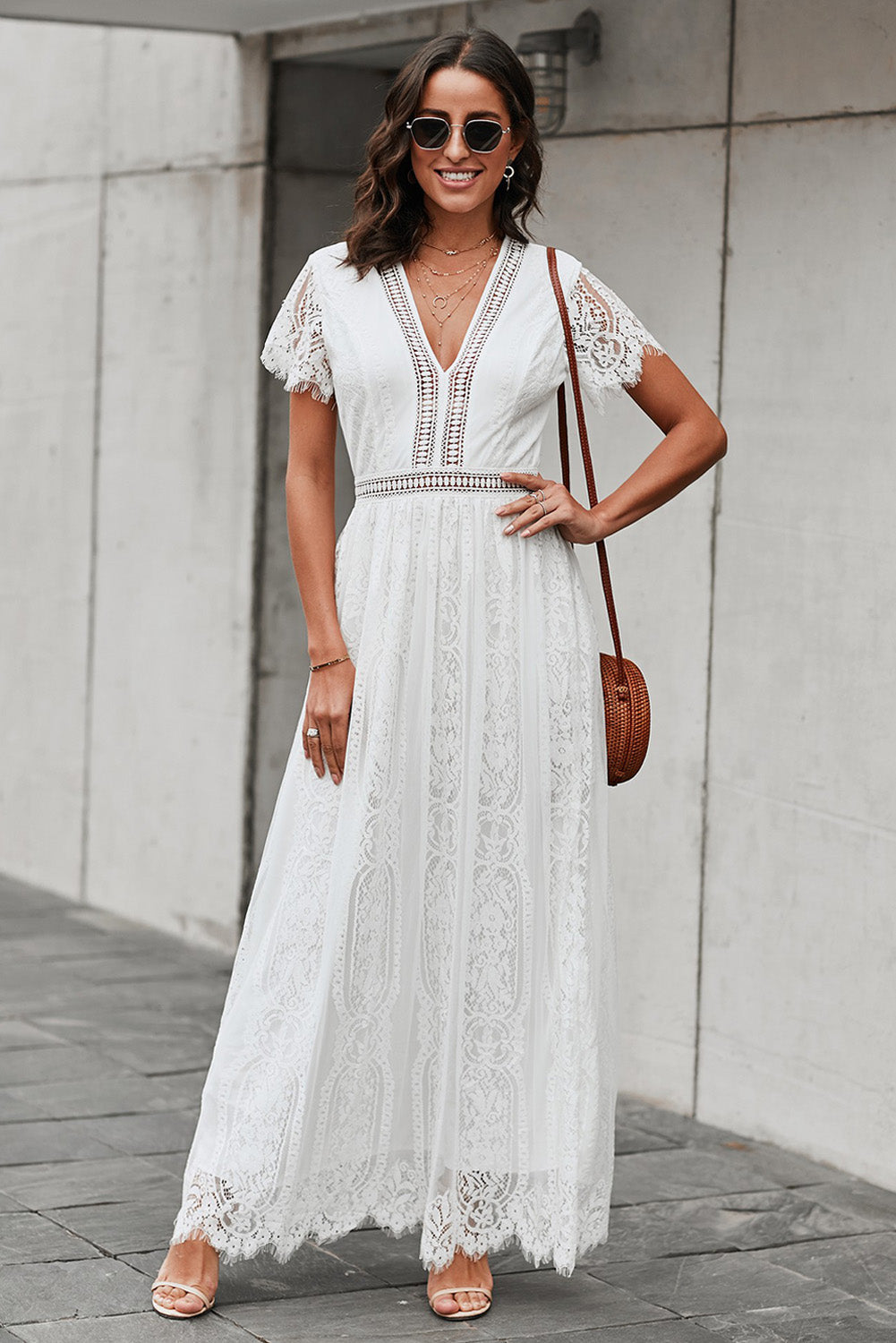 Elyvra | Witte kanten maxi-jurk voor dames – V-hals, korte mouwen, elegant