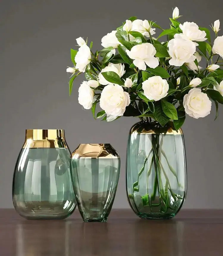 Glacior | Luxe glazen bloemenvaas met gouden accenten - Modern & decoratief woondecor