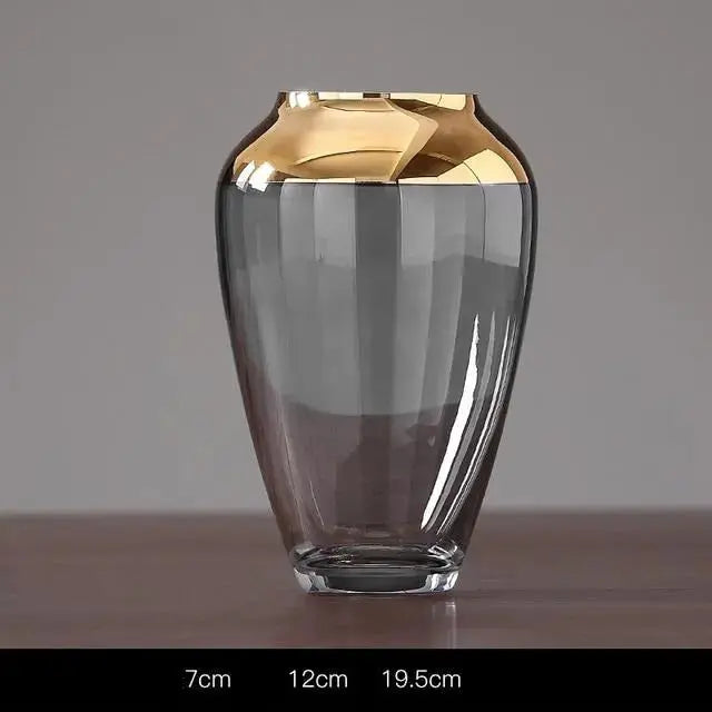 Glacior | Luxe glazen bloemenvaas met gouden accenten - Modern & decoratief woondecor