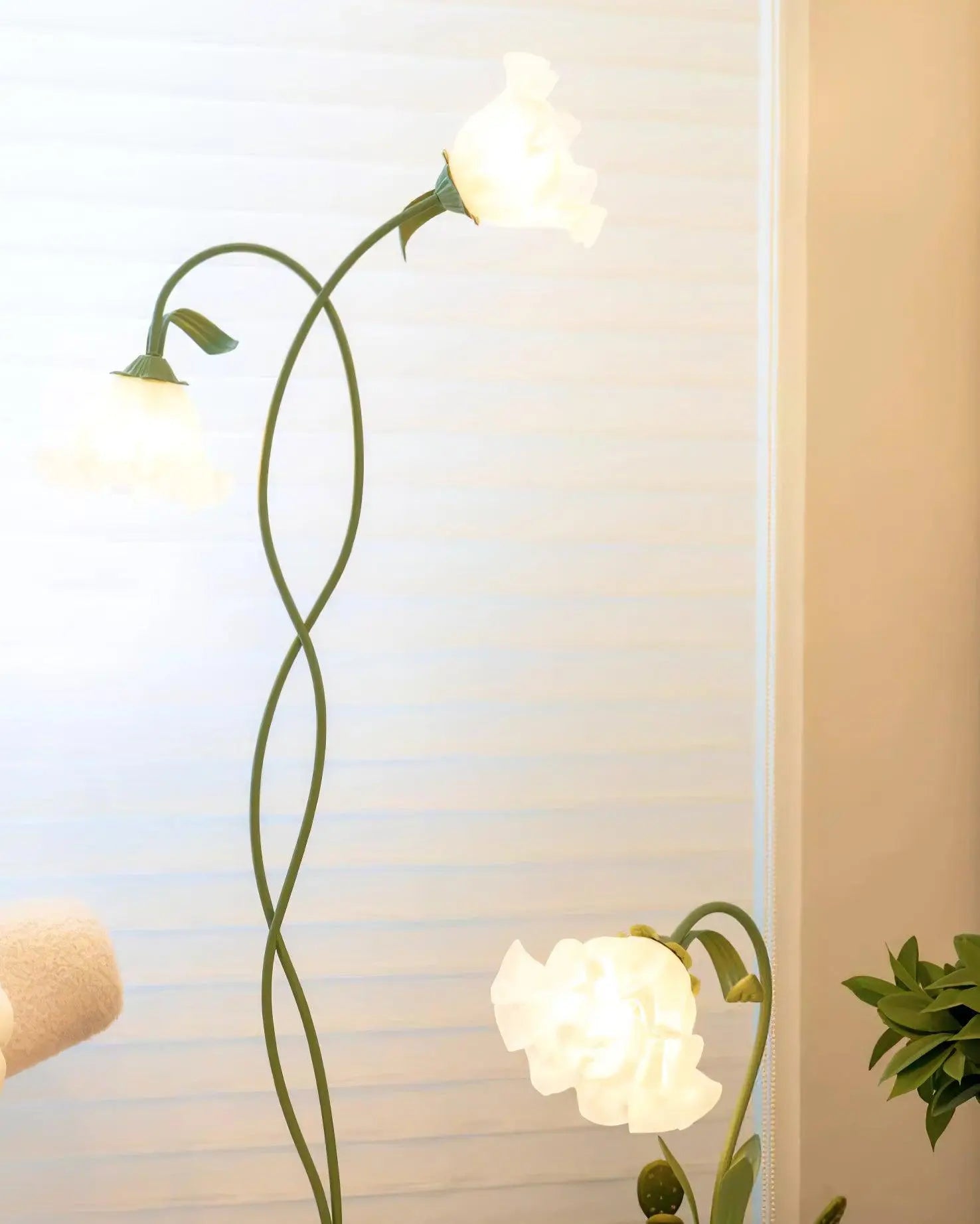 BlossomLight | Elegante serene Bell bloemen Vloerlamp