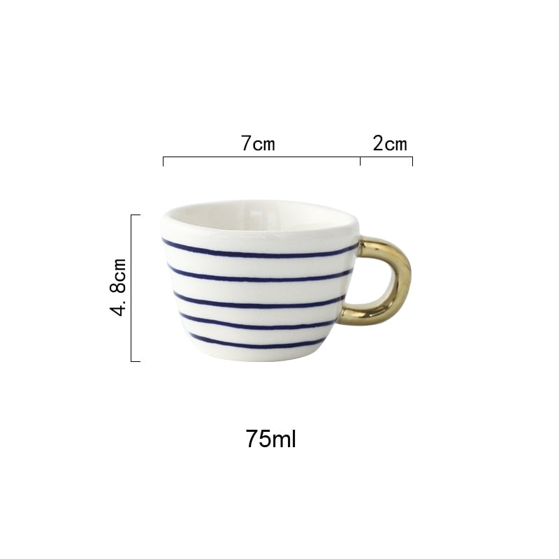 LuxeMug | Geometrisch Patroon Kopje met Gouden Handvat, Elegante Keramische Koffiemok, Luxe Theekopje