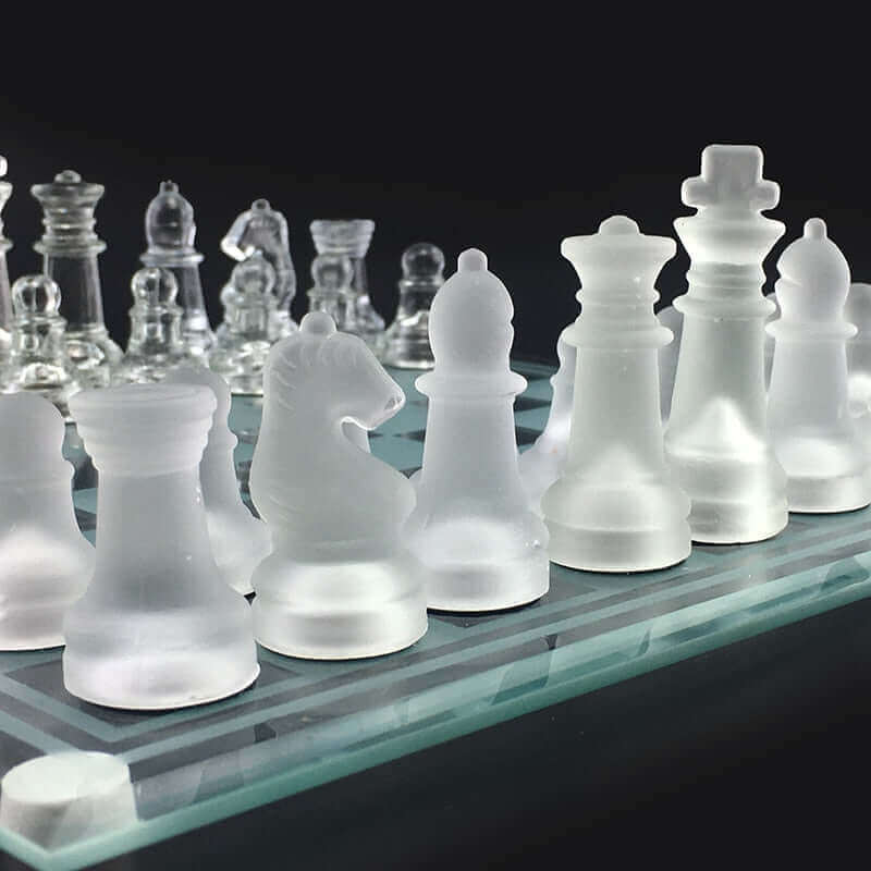 CrystalChess | Elegant glazen schaakspel – Transparant schaakbord en luxe decoratief spel