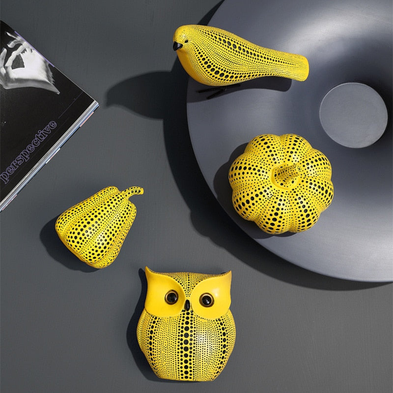 Gourmoda | Polka dot pompoen sculptuur - Yayoi Kusama stijl moderne kunst decor