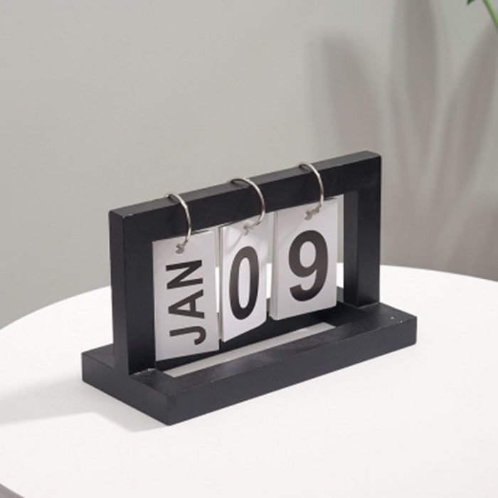 DateFlip | Klassieke houten flip bureaukalender