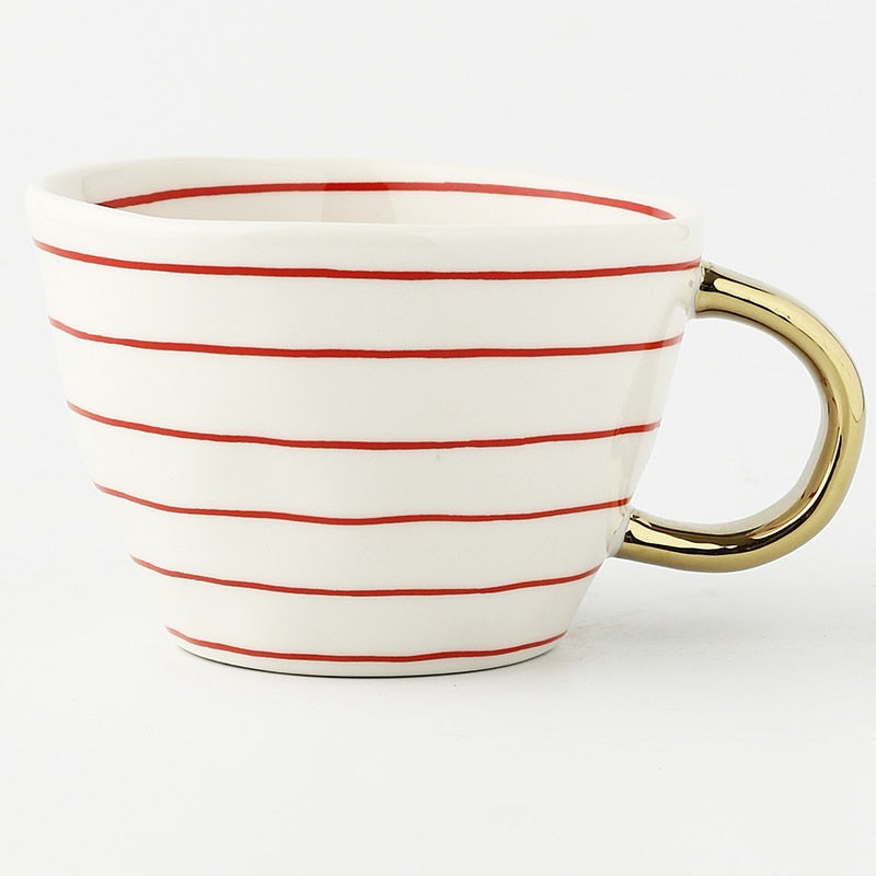 LuxeMug | Geometrisch Patroon Kopje met Gouden Handvat, Elegante Keramische Koffiemok, Luxe Theekopje
